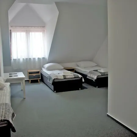 Mazurska Osada منزل للإقامة Kleszczewo (Gizycko)